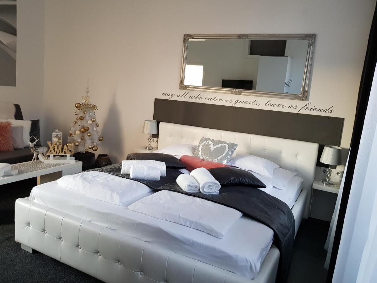 Modern Flat In City Center Budapest Ngoại thất bức ảnh