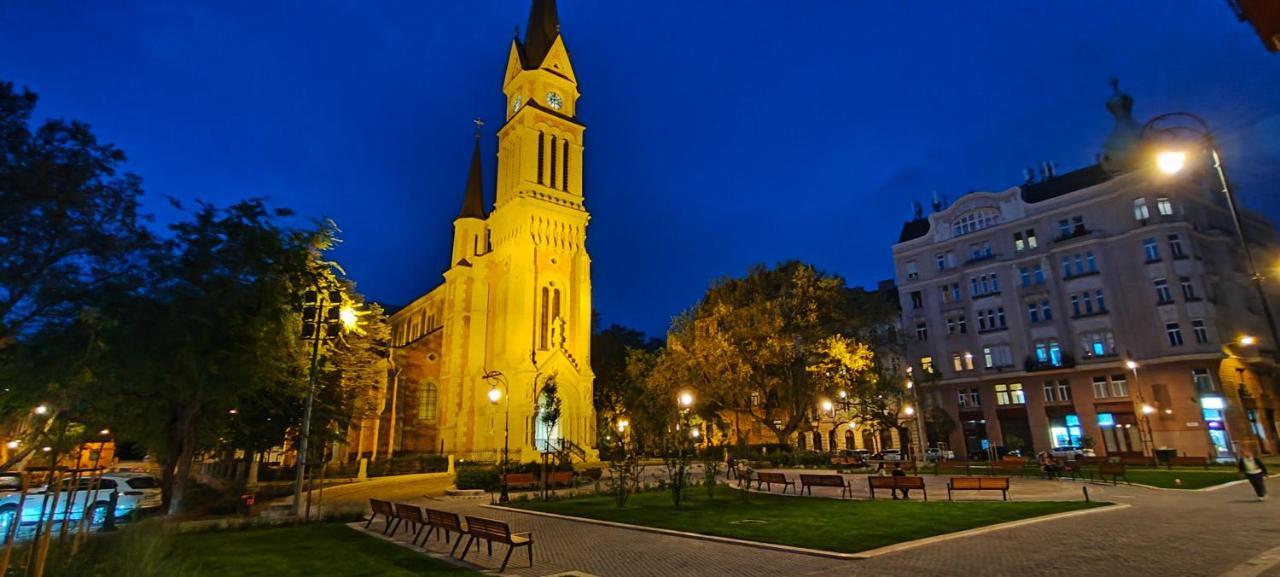 Modern Flat In City Center Budapest Ngoại thất bức ảnh